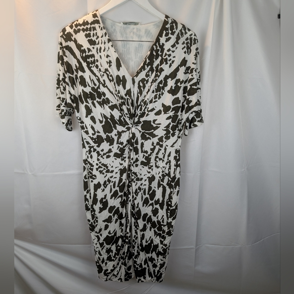 MaxMara Black and White Midi Dress